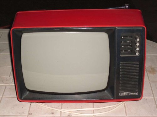 Junoszty-402B_ff_TV.jpg