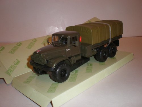 Kraz_255B_1967-1969_Nas_Avtoprom_1.JPG