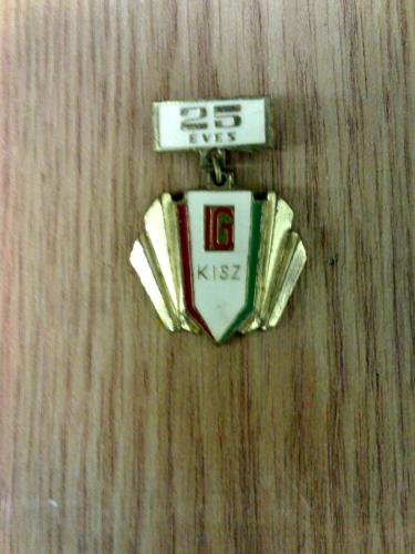KISZ 25 éves KISZ 25 éves