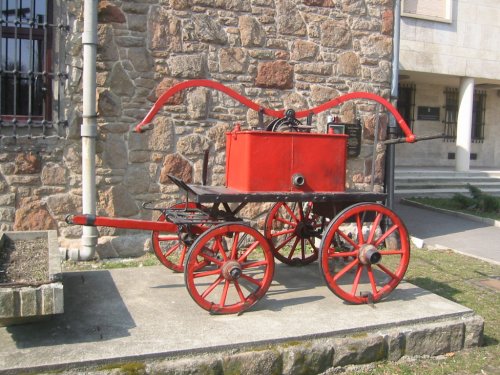 Kézi tűzoltó szivattyú   