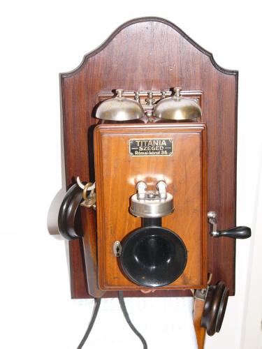 Legkorábban szabványosított hazai telefon (LB)
