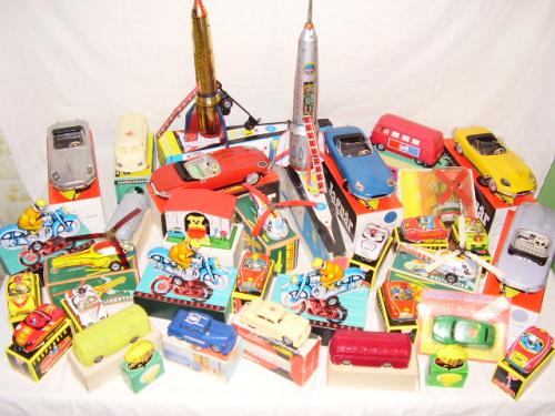 Lemezárugyári játékok