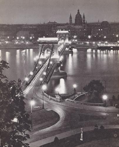 Lánchíd Clark Ádám tér Lánchíd Clark Ádám tér