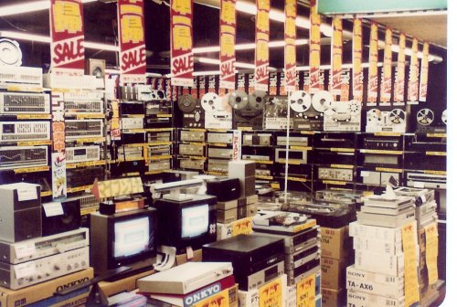 Japán Akihabara bevásárlóközpont - HIFI - 1983