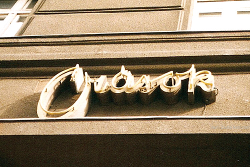 Órások neon