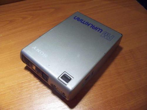 Sony walkman rádió SRF-30W 