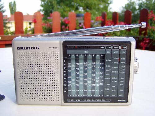 Grundig Yacht Boy208