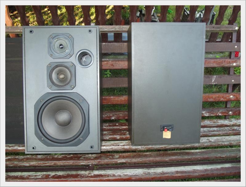 Elölről-hátulról