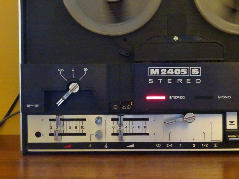 Az alumínium előlap bal oldala