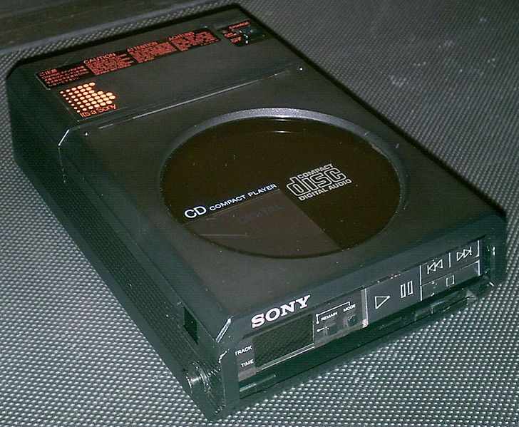 728px-Sonyd50.JPG