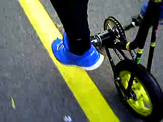 Max Skatebike használat közben