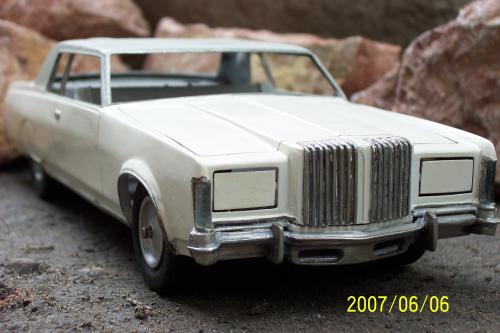 Autó modellek 1890-1970 között ( Lincoln Continental Mark 1968 )