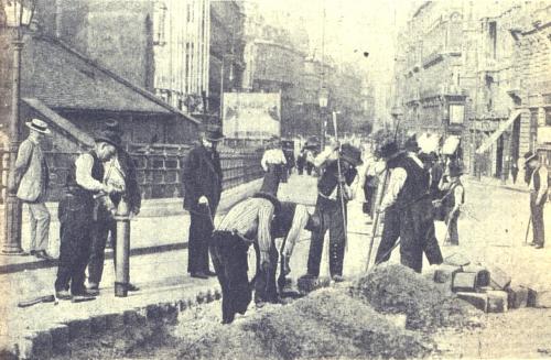 Villamos a Kossuth Lajos utcára