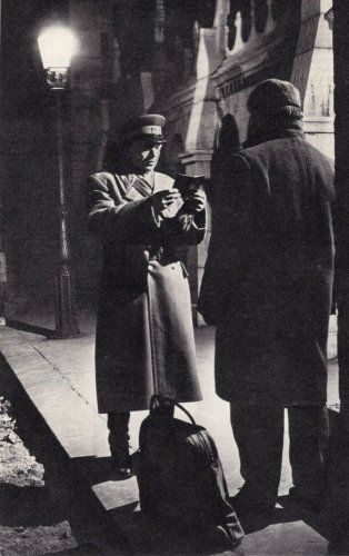 Rendőri igazoltatás a Várban