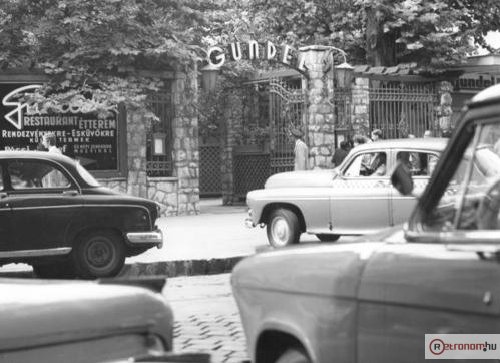 Gundel Étterem bejárata