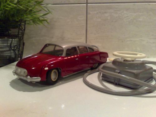 Tatra 603 távirányítós autó