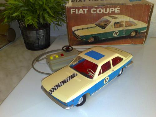 Távirányítós Fiat 124 coupe Anker-Piko