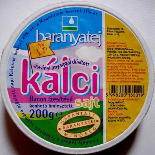 Kálci sajt doboza