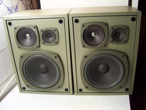 DC-2016 hangfal pár 4 ohm-os és 45 wattos