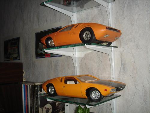 Piko De-Tomaso Mangusta távirányítós autó