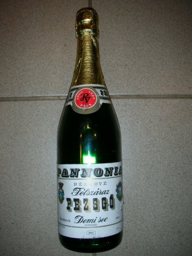 Pannonia pezsgő