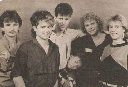 Első Emelet együttes