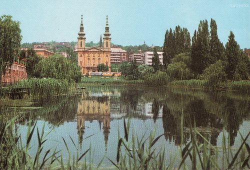 Feneketlen tó és a Szent Imre templom