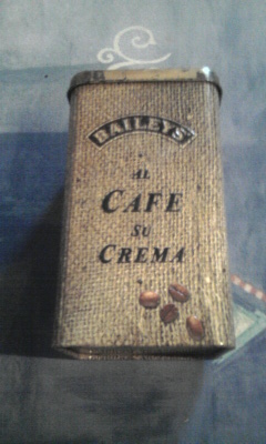 Pörköltkávé fémdoboz