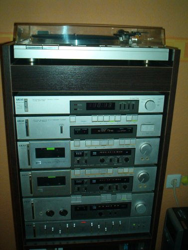 AKAI HI-FI torony