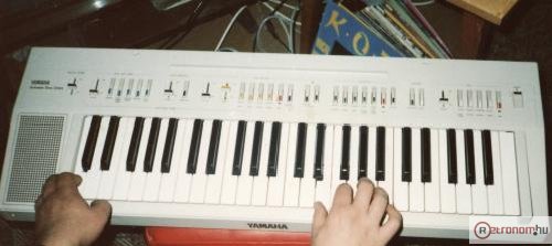 Yamaha szinti Yamaha szinti