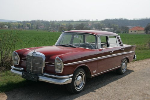 Mercedes Benz W111 230S