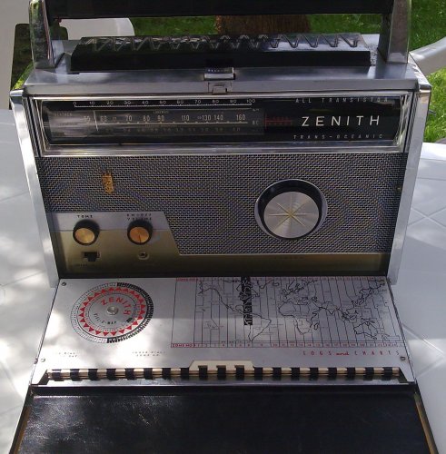 Zenith Trans-Oceanik Royal 1000D Zenith Trans-Oceanik Royal 1000D