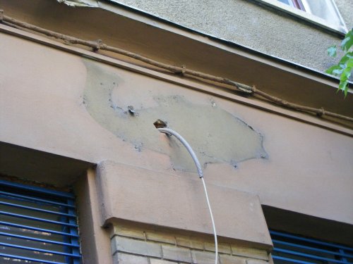 Szombathelyi halbolt volt neonja Szombathelyi halbolt volt neonja