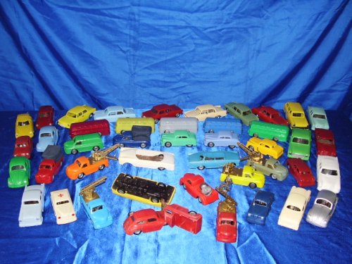 Lemezárugyári autó gyűjtemény