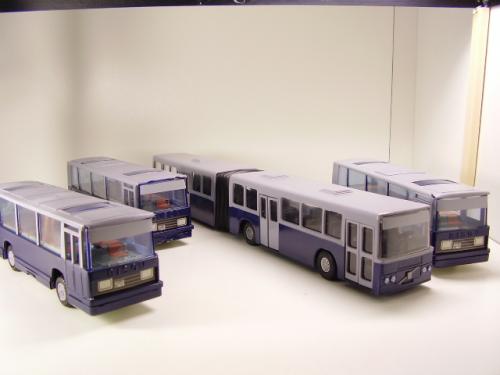 VOLVO és öreg BISON IKARUS BKV köntösben VOLVO és öreg BISON IKARUS BKV köntösben