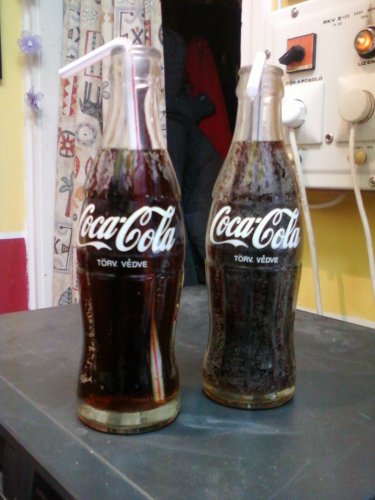Coca-Cola üdítős üvegek
