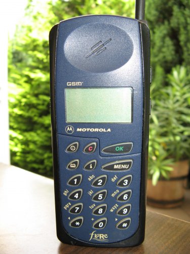 MOTOROLA fLaRe mobiltelefon MOTOROLA fLaRe mobiltelefon