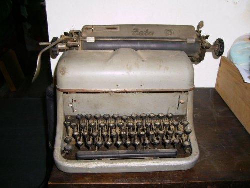 ZETA írógép