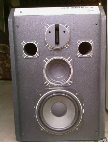 BEAG HEC 25 Studio Monitor BEAG HEC 25 Studio Monitor