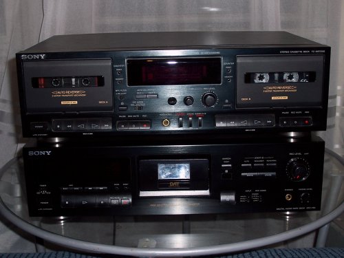 Sony DTC 790 DAT magnódeck