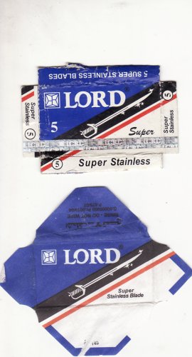 Lord borotvapenge doboza