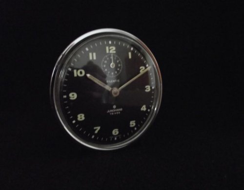 Junghans ébresztőóra Junghans ébresztőóra