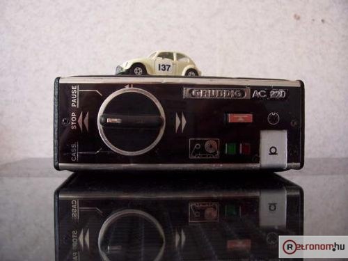 Grundig autómagnó