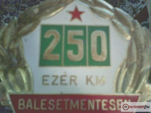 Balesetmentes vezetésért