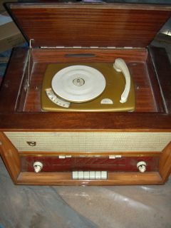 Terta rádió lemezjátszó T 422G