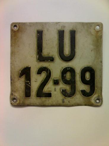 Motor rendszámtábla