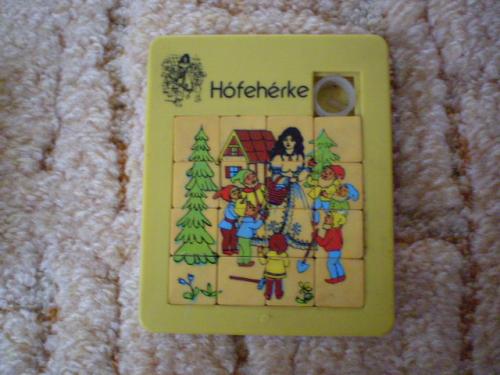 Tologatós kirakós játék