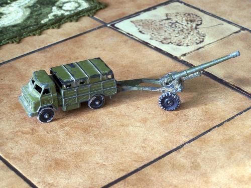 Szovjet játékautó "matchbox" Szovjet játékautó "matchbox"