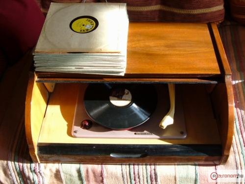 Supraphon lemezjátszó 