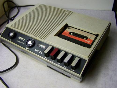 BRG MK 21 magnetofon fehér BRG MK 21 magnetofon fehér